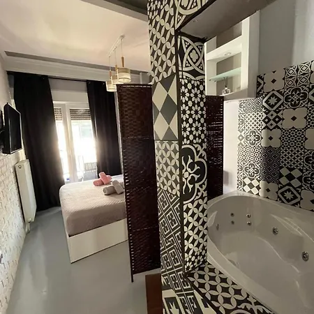 Vip Apt. Pezodromos Kalamarias