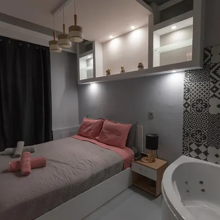 Vip Apt. Pezodromos Kalamarias Apartamento