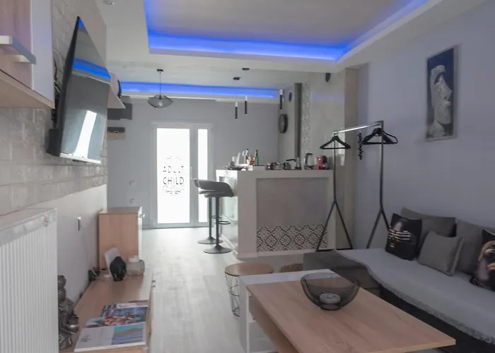 Vip Apt. Pezodromos Kalamarias アパート *