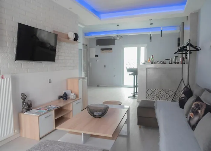 アパート Vip Apt. Pezodromos Kalamarias *