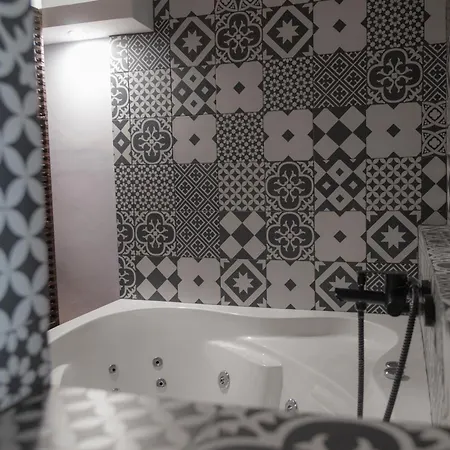 Vip Apt. Pezodromos Kalamarias Apartment