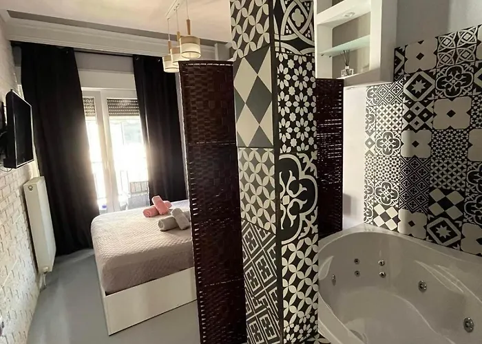 Vip Apt. Pezodromos Kalamarias
